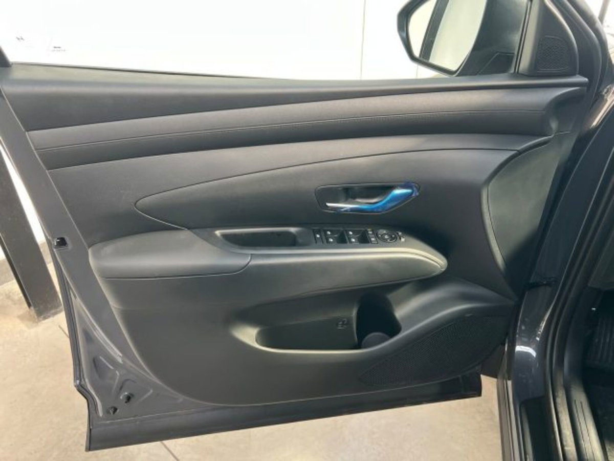 Hyundai Tucson 1.6 hev Xtech 2wd auto (7)