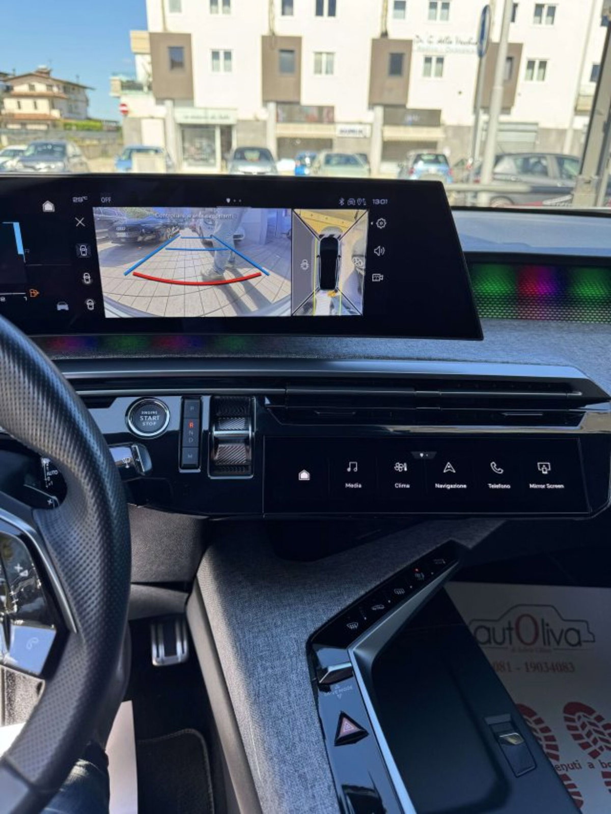 Peugeot 3008 1.2 hybrid 48V GT 136cv e-dcs6 (11)