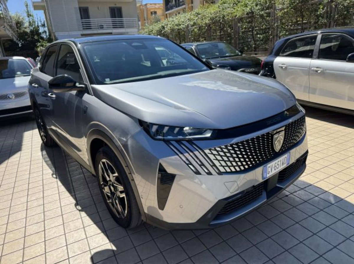 Peugeot 3008 1.2 hybrid 48V GT 136cv e-dcs6 (3)