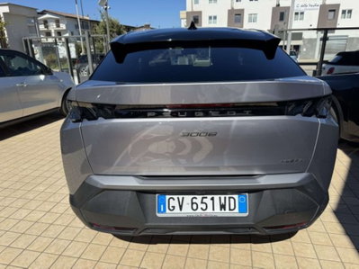 Peugeot 3008 1.2 hybrid 48V GT 136cv e-dcs6 (7)