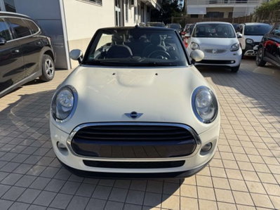 MINI Mini Cabrio 1.5 Cooper D Cabrio (5)