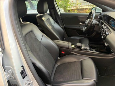Mercedes-Benz Classe A Sedan 180 d Automatic 4p. Sport (19)