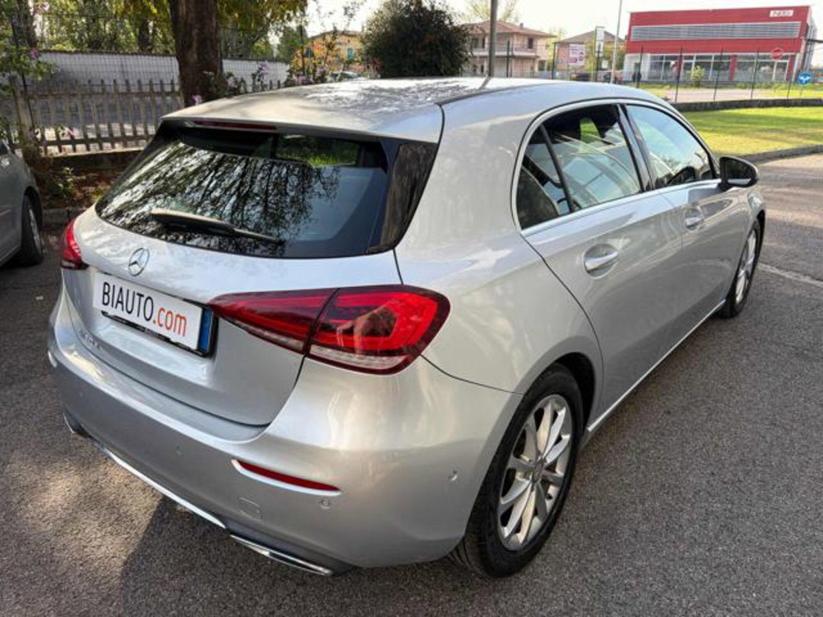 Mercedes-Benz Classe A Sedan 180 d Automatic 4p. Sport (6)