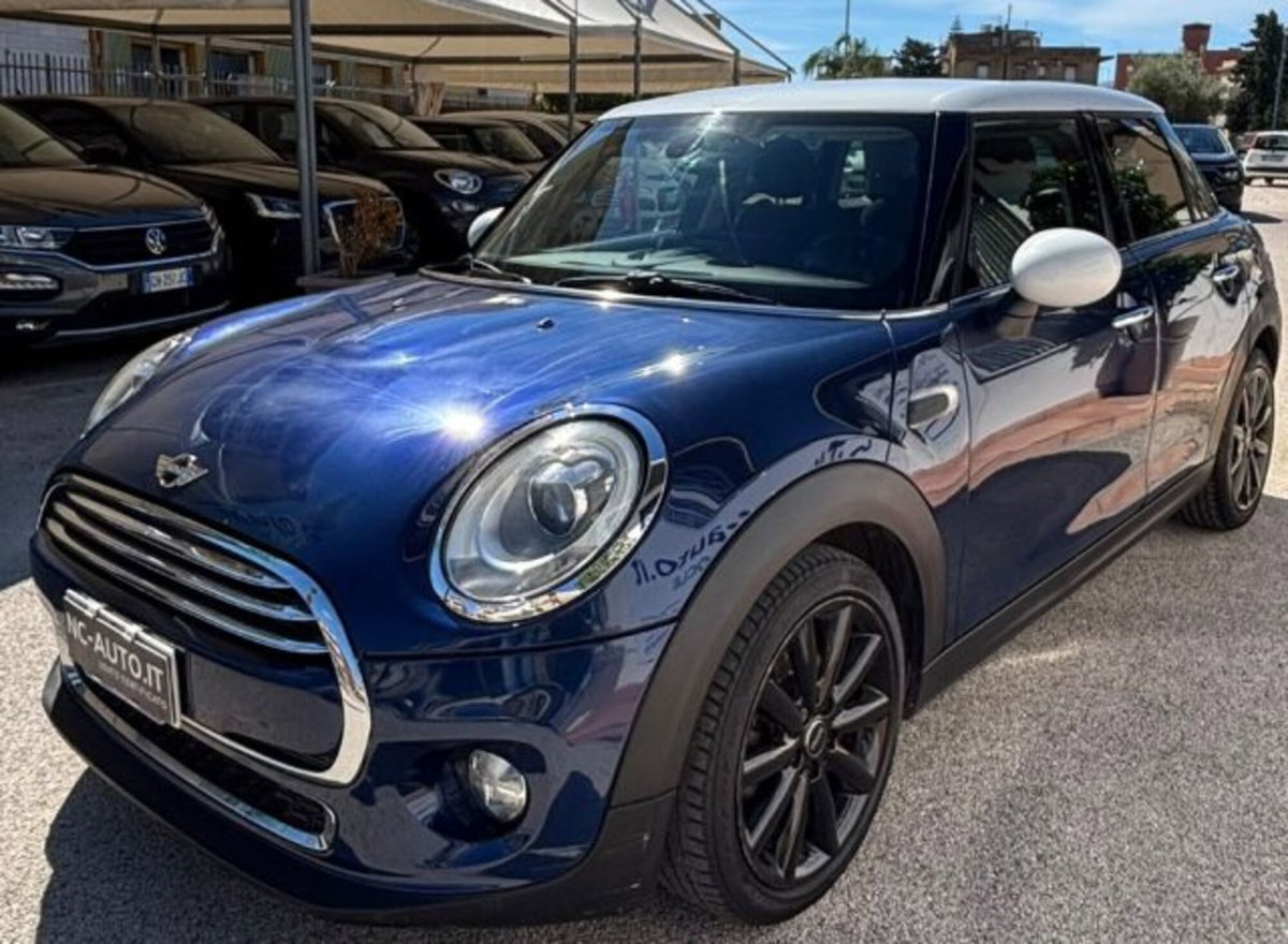 MINI Mini 1.5 Cooper D Business XL 5 porte (12)