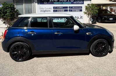 MINI Mini 1.5 Cooper D Business XL 5 porte (4)