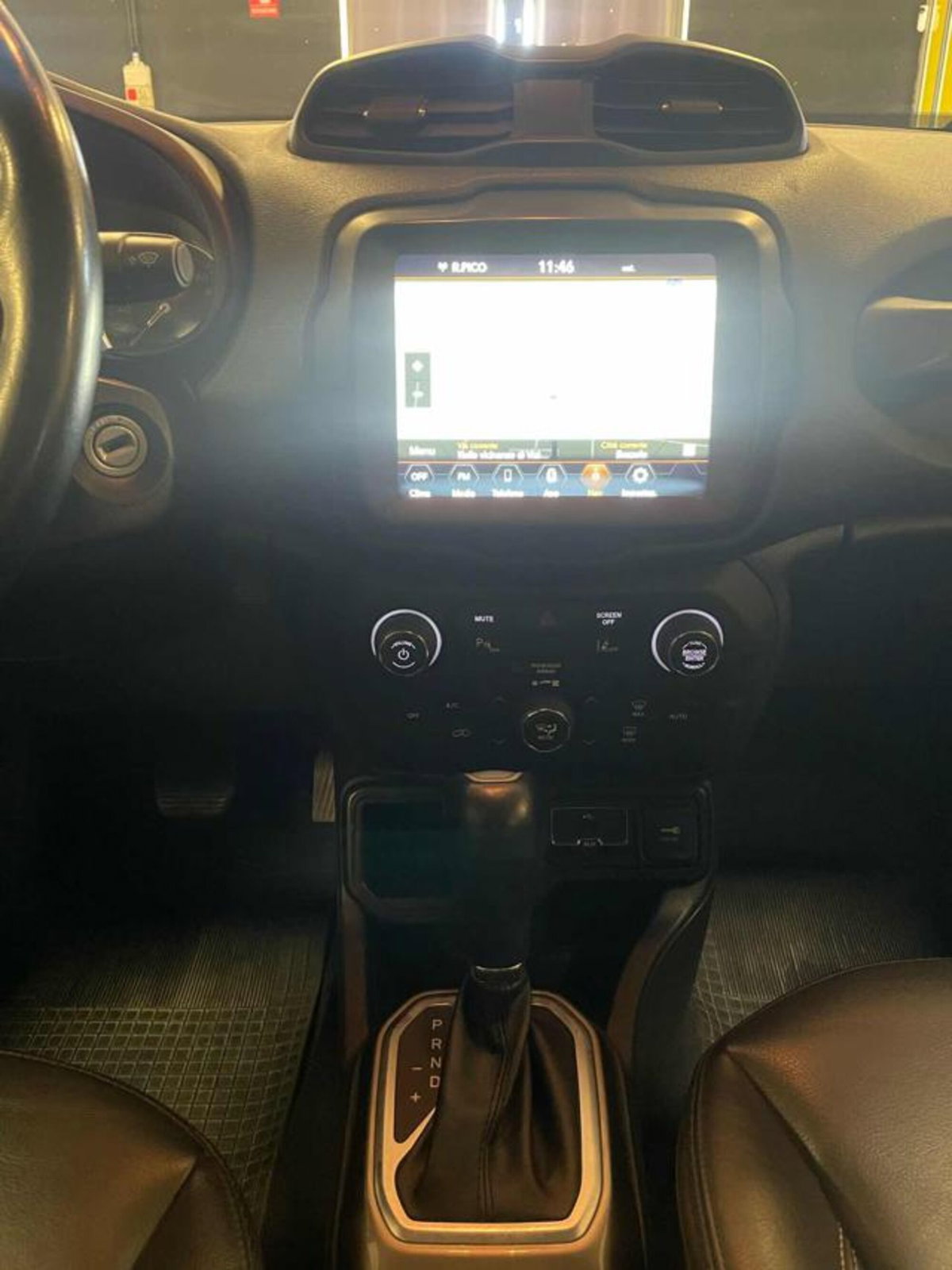 Jeep Renegade 1.6 Mjt 120 CV Longitude (13)