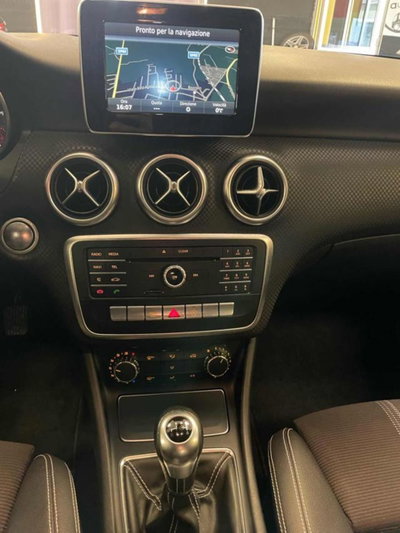 Mercedes-Benz Classe A 180 d Sport (14)