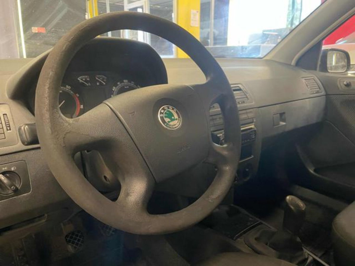 Skoda Fabia 12V cat 5p. Urban GPLine (7)