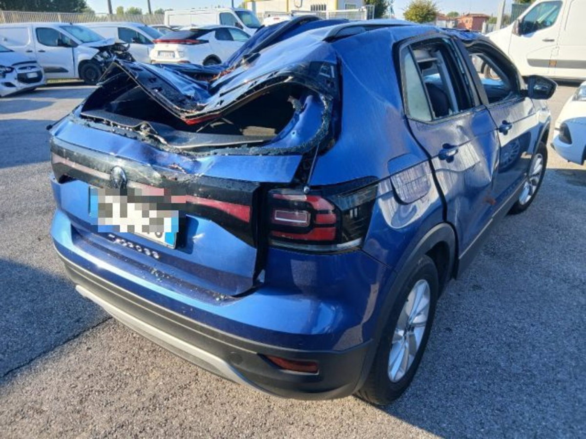 Volkswagen T-Cross 1.0 TSI Sport (4)