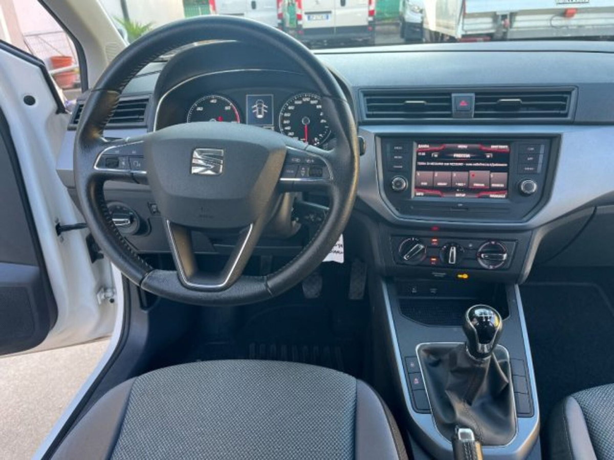 SEAT Arona 1.6 TDI 95 CV DSG Style (11)