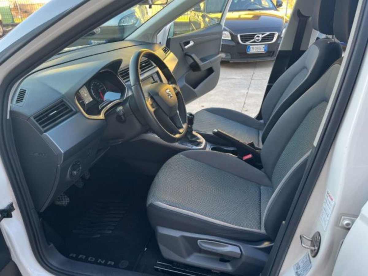 SEAT Arona 1.6 TDI 95 CV DSG Style (9)