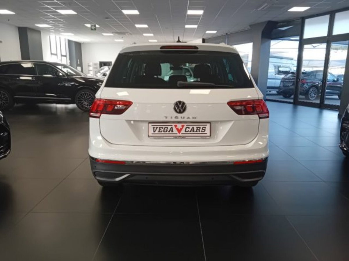 Volkswagen Tiguan 2.0 TDI 150 CV SCR DSG 4MOTION Life (7)