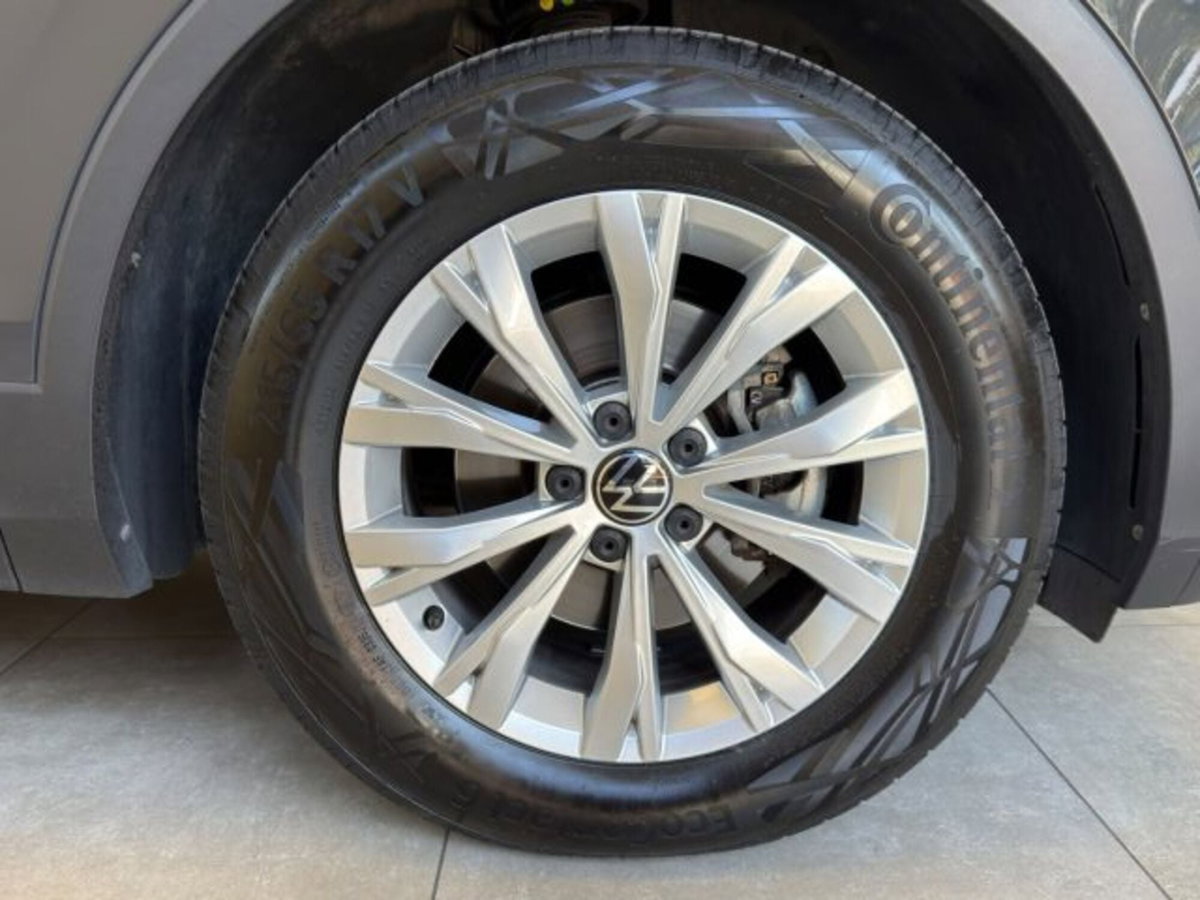 Volkswagen Tiguan 2.0 tdi R-Line 150cv dsg (7)