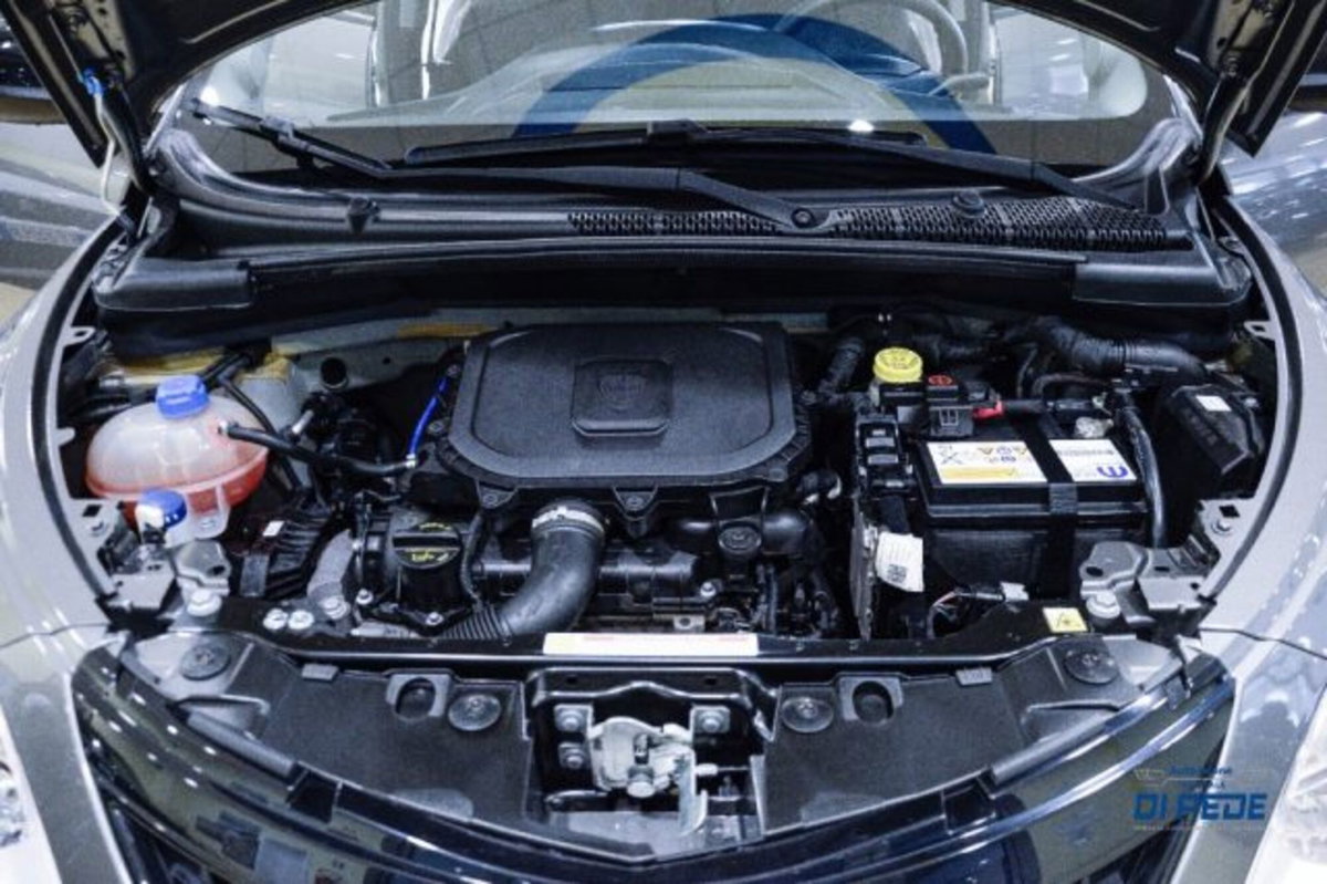 Lancia Ypsilon 1.0 FireFly 5 porte S&S Hybrid Ecochic Silver (20)