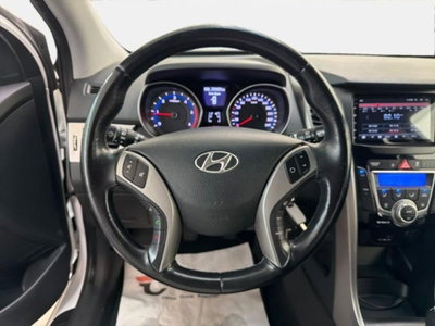Hyundai i30 Station Wagon 1.6 CRDi Comfort A/T (8)