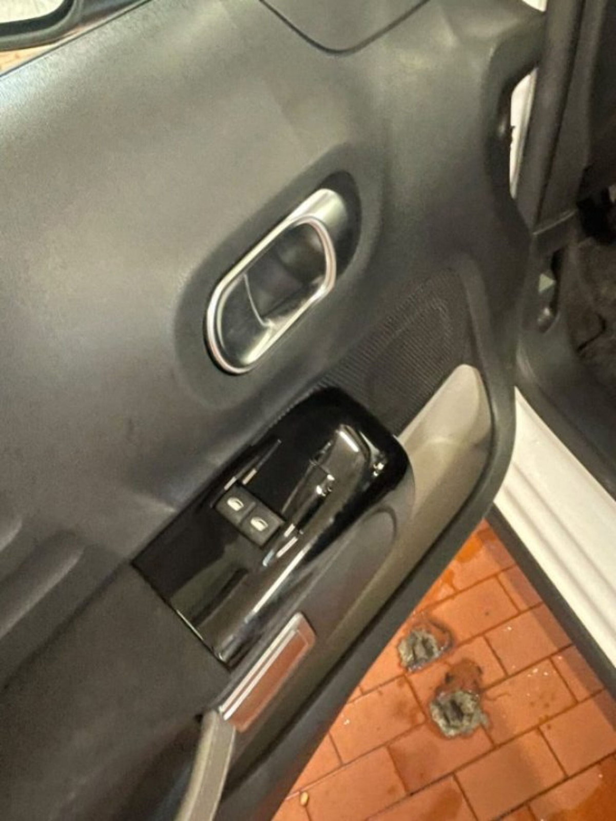 Citroen C3 PureTech 83 S&S Shine (3)