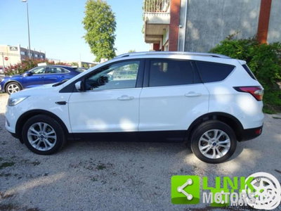 Ford Kuga 1.5 TDCI 120 CV S&S 2WD Powershift Edition (2)
