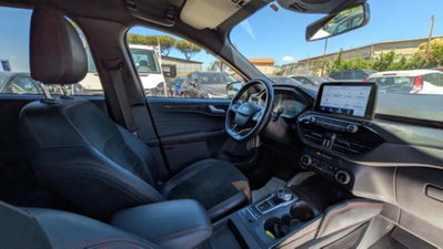 Ford Kuga 2.0 EcoBlue 120CV aut. AWD ST-Line X (17)