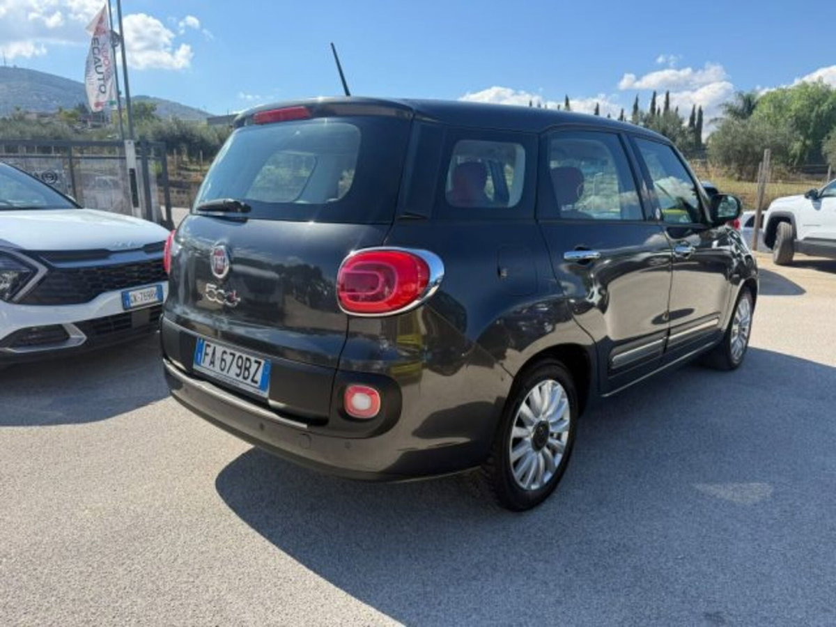 Fiat 500L 1.6 Multijet 120 CV Lounge (2)