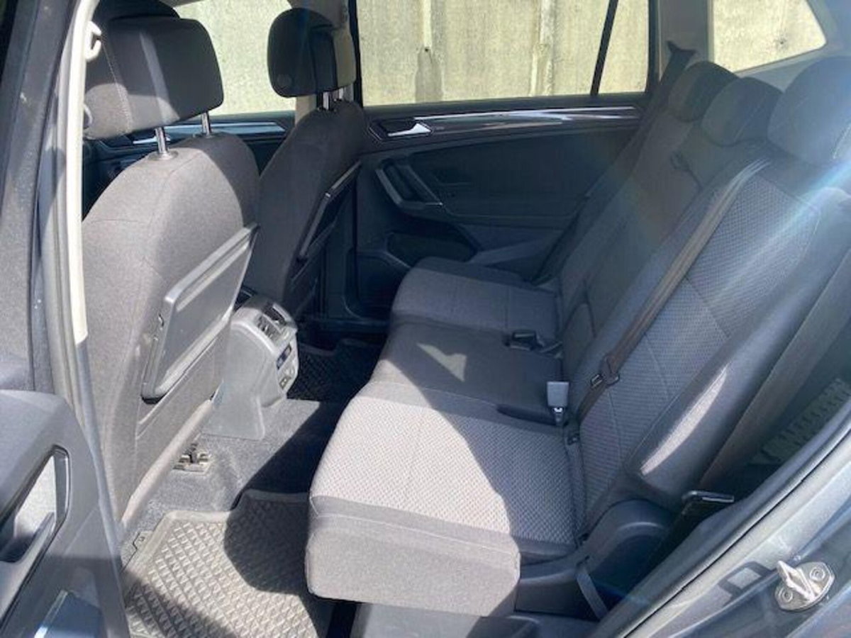 Volkswagen Tiguan Allspace 2.0 TDI SCR DSG 4MOTION Business BMT (10)
