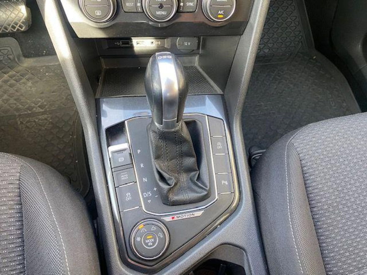 Volkswagen Tiguan Allspace 2.0 TDI SCR DSG 4MOTION Business BMT (14)
