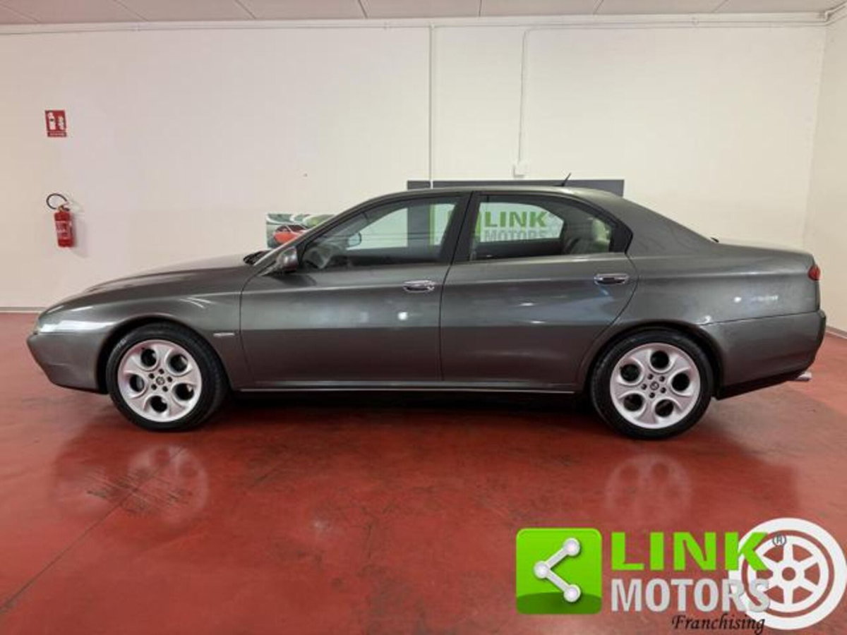 Alfa Romeo 166 3.0 V6 24V cat Sportronic Distinctive (8)