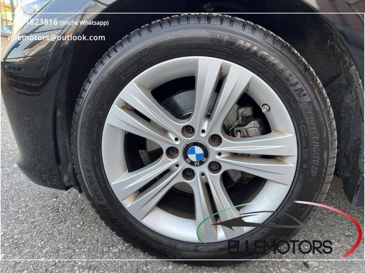 BMW Serie 3 Touring 320d xDrive  Sport (5)