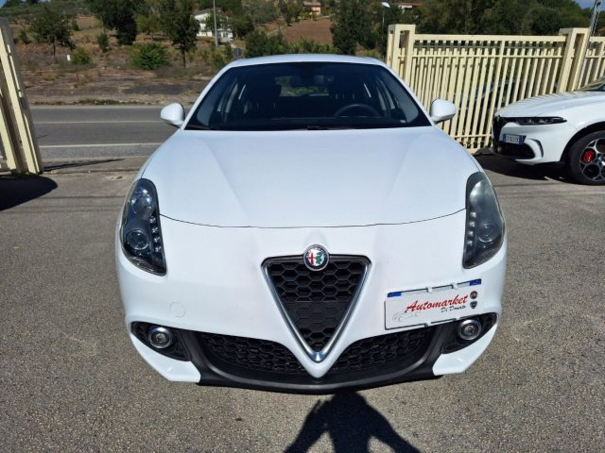 Alfa Romeo Giulietta 1.6 JTDm Super 120cv (4)