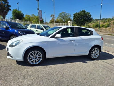 Alfa Romeo Giulietta 1.6 JTDm Super 120cv (5)