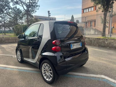 smart Fortwo 1000 52 kW MHD coupé passion (4)