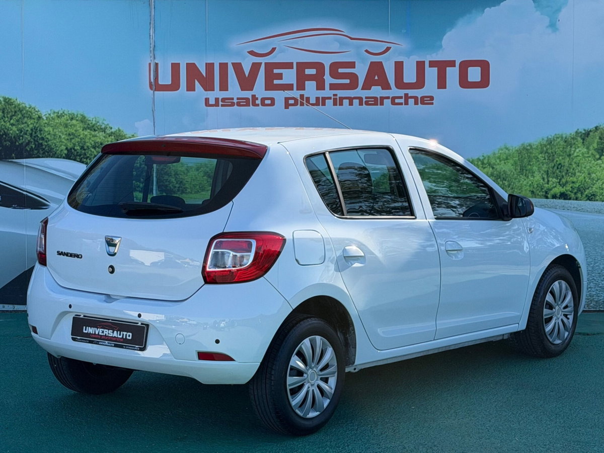 Dacia Sandero 1.2 GPL 75CV Ambiance (3)
