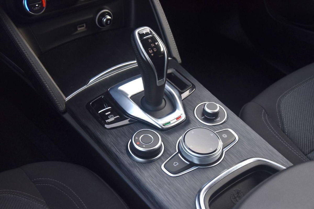 Alfa Romeo Stelvio Stelvio 2.2 Turbodiesel 190 CV AT8 Q4 Super Business (16)