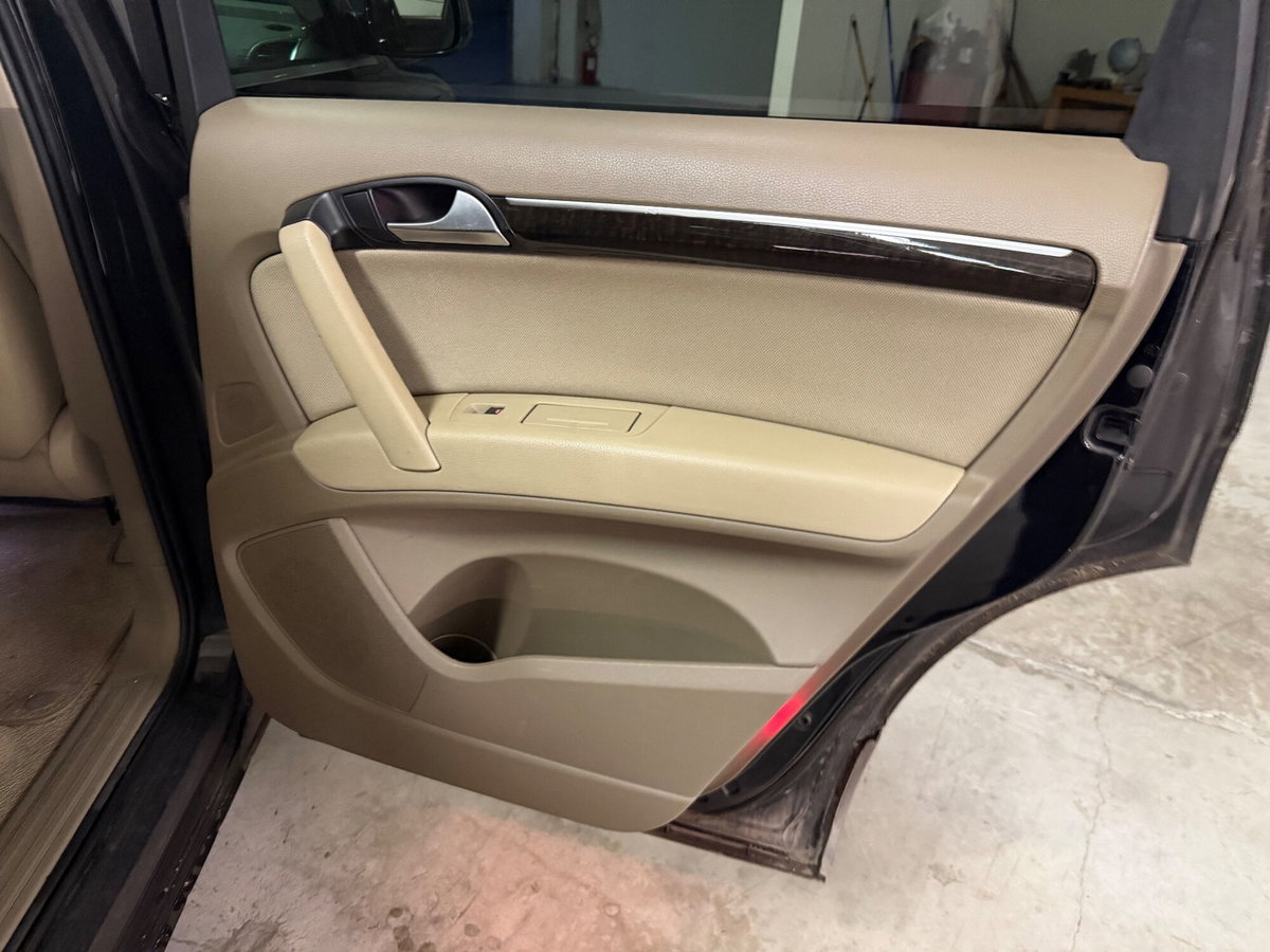 Audi Q7 3.0 V6 TDI 233CV quattro tiptronic (10)