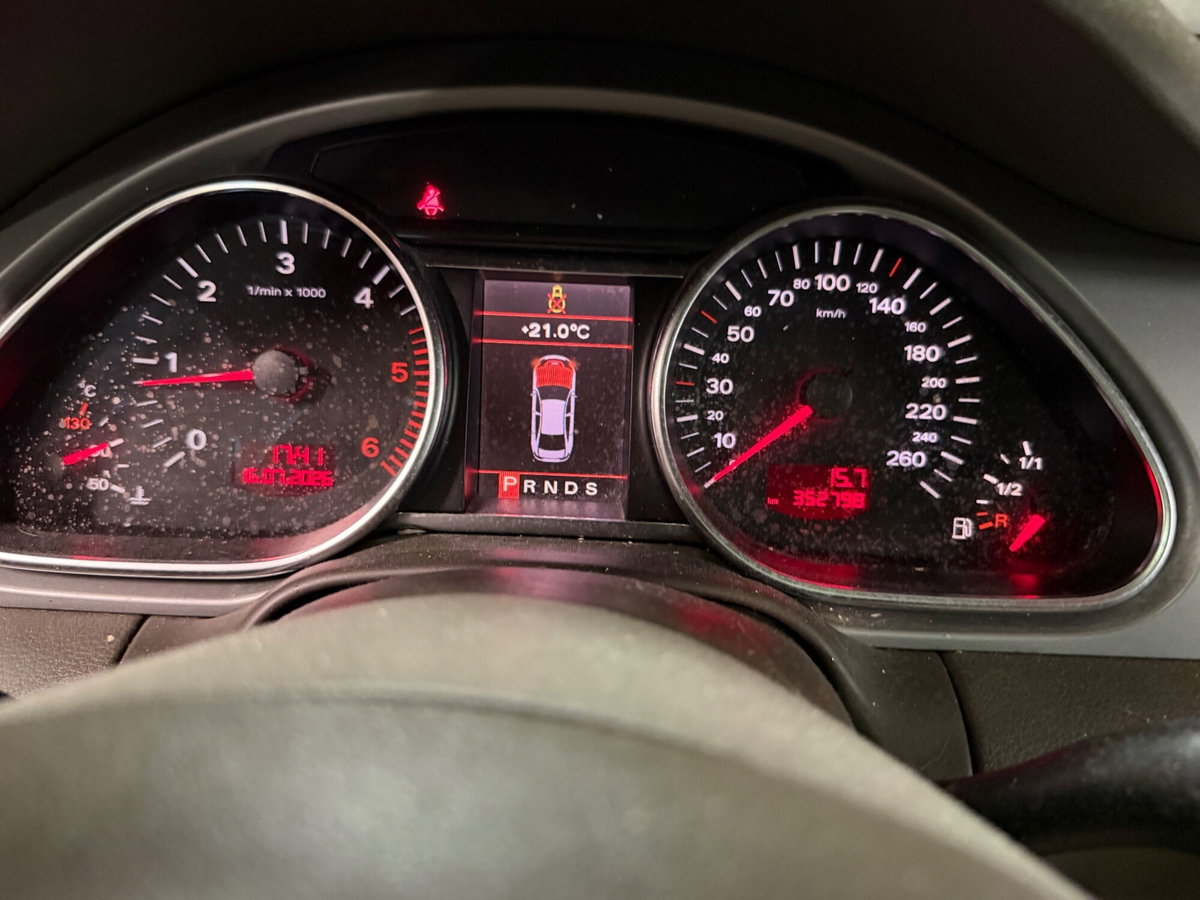 Audi Q7 3.0 V6 TDI 233CV quattro tiptronic (15)