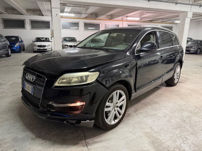 Audi Q7 3.0 V6 TDI 233CV quattro tiptronic (3)