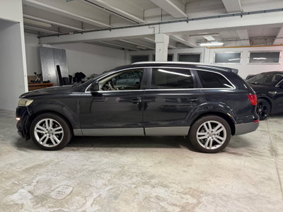 Audi Q7 3.0 V6 TDI 233CV quattro tiptronic (4)