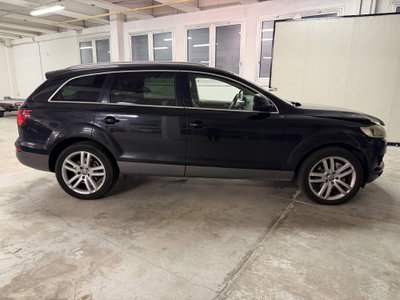 Audi Q7 3.0 V6 TDI 233CV quattro tiptronic (8)