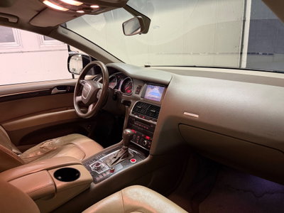 Audi Q7 3.0 V6 TDI 233CV quattro tiptronic (9)