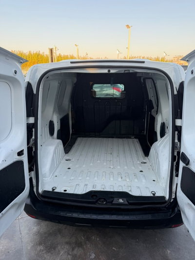 Dacia Dokker 1.5 dCi 8V 75CV Ambiance (12)