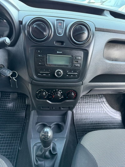 Dacia Dokker 1.5 dCi 8V 75CV Ambiance (9)
