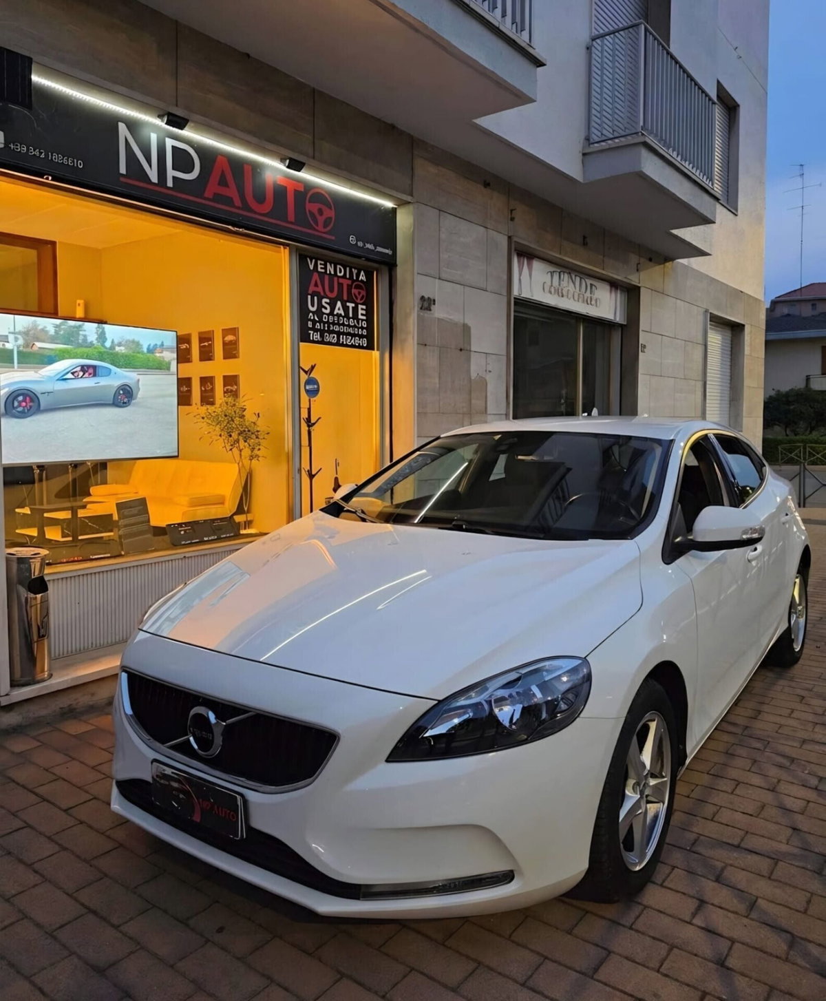 Volvo V40 D2 Business Plus