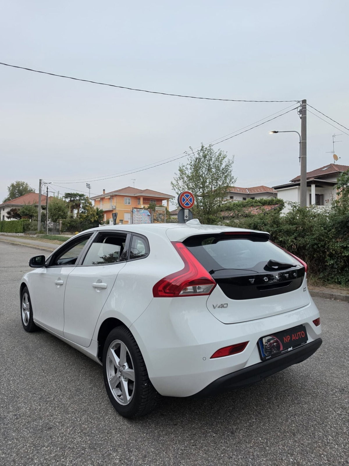 Volvo V40 D2 Business Plus (6)