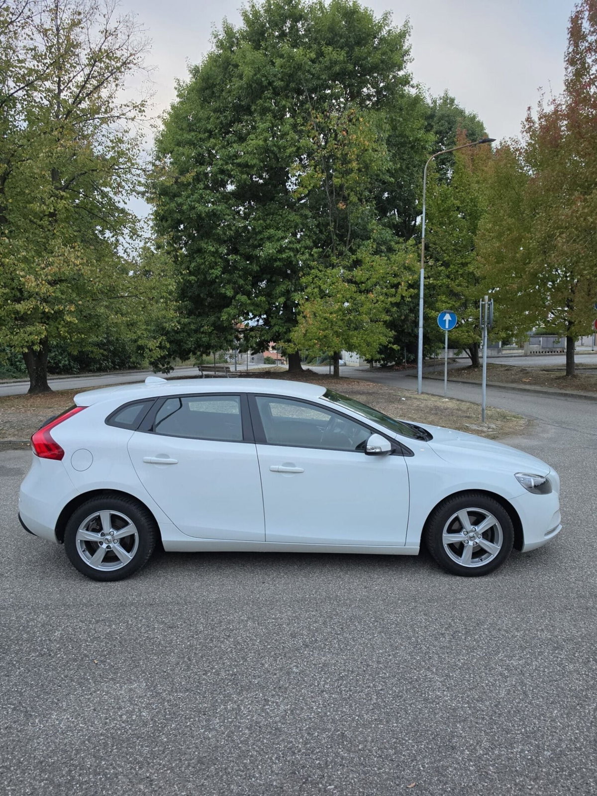 Volvo V40 D2 Business Plus (8)