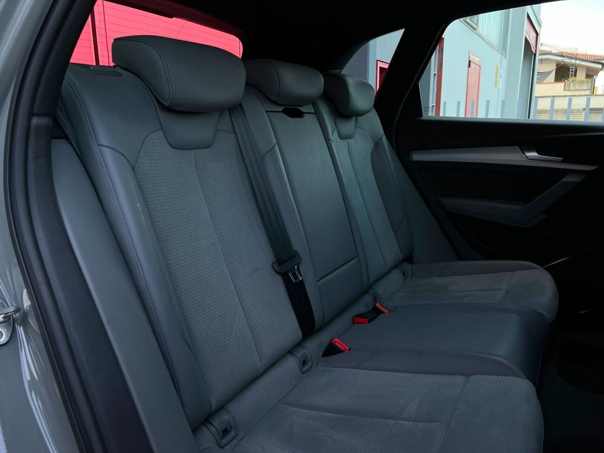 Audi Q5 40 TDI 204 CV quattro S tronic (12)