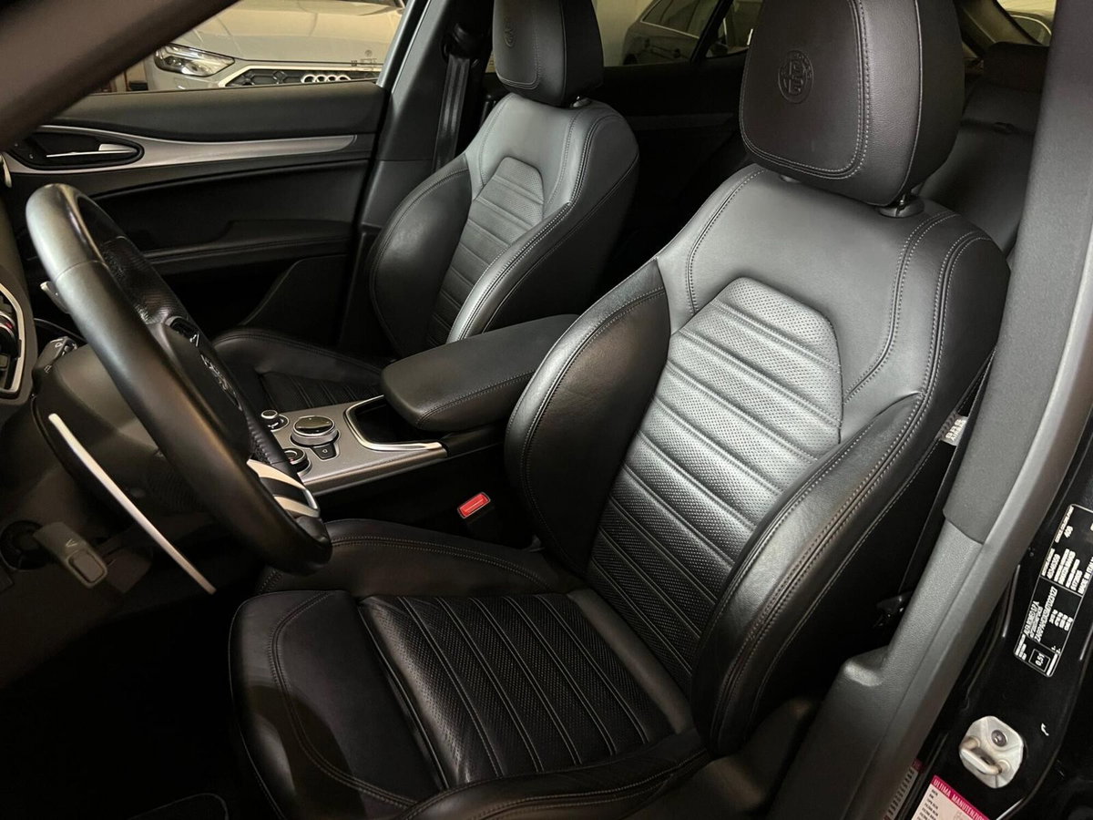 Alfa Romeo Stelvio Stelvio 2.2 Turbodiesel 210 CV AT8 Q4 Veloce (10)