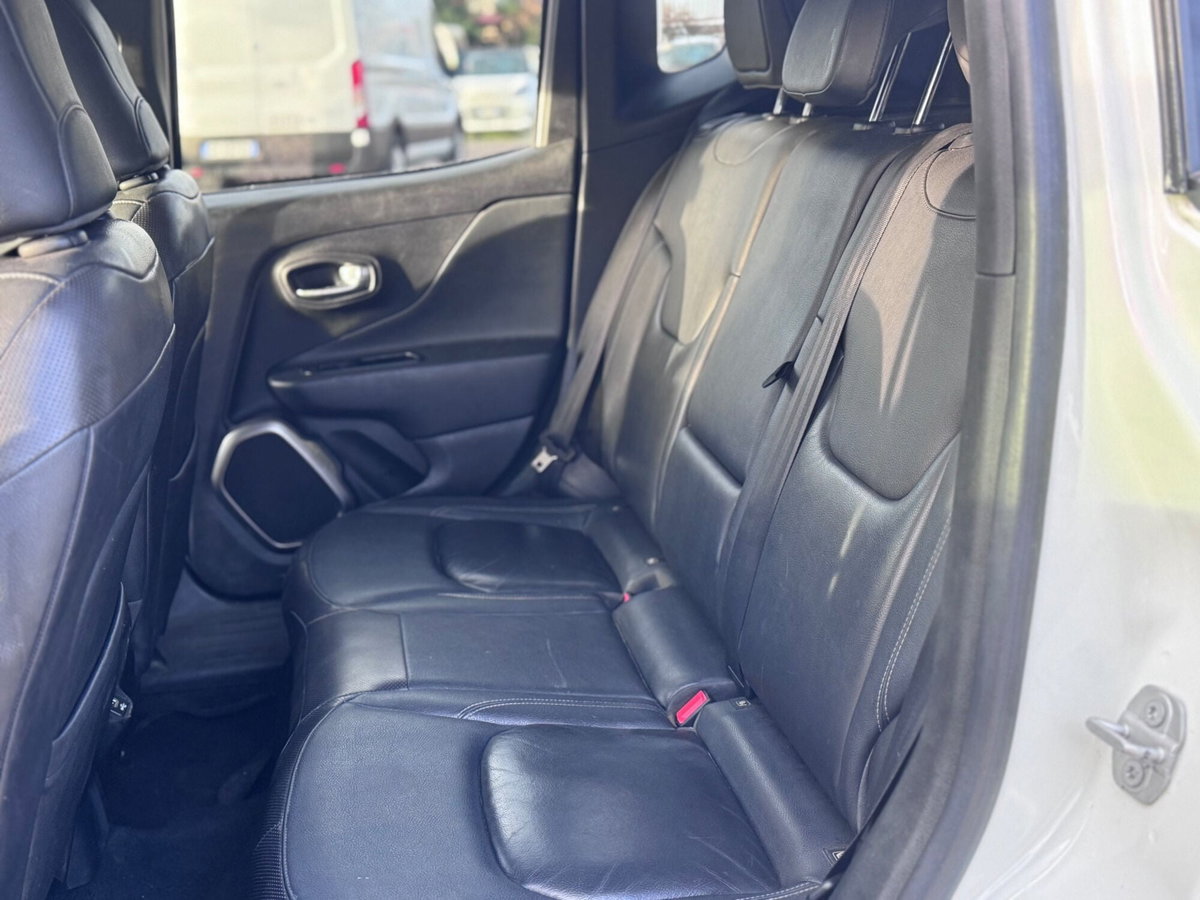 Jeep Renegade 1.6 Mjt 120 CV Limited (14)