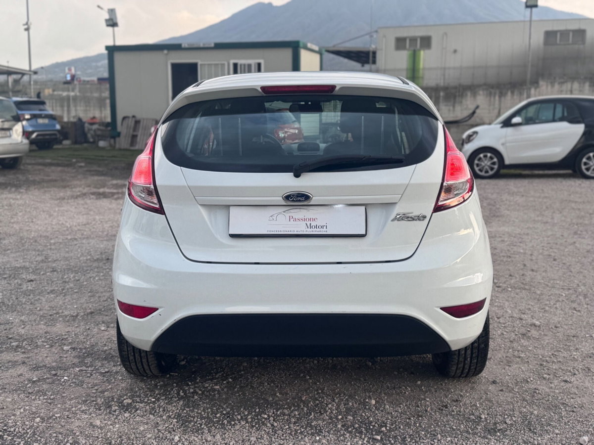 Ford Fiesta 1.5 TDCi 75CV 5 porte Titanium (5)