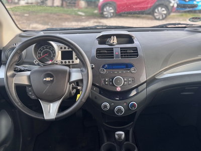 Chevrolet Spark 1.0 Pink Lady Special Edition (8)