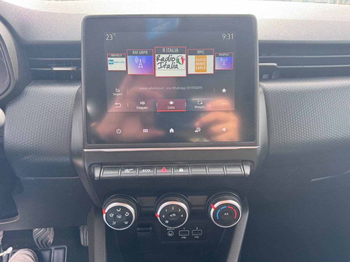Renault Clio TCe 100 CV GPL 5 porte Equilibre (8)