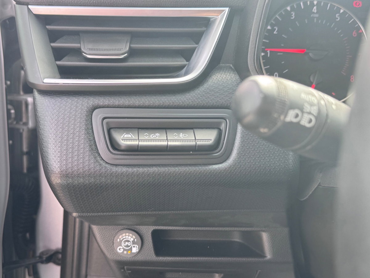 Renault Clio TCe 100 CV GPL 5 porte Equilibre (9)